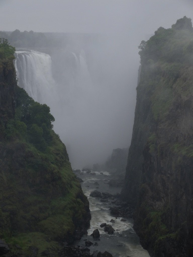  Victoria Falls Nat'l Park RAINFOREST a UNESCO World Heritage Site, Zimbabwe. 