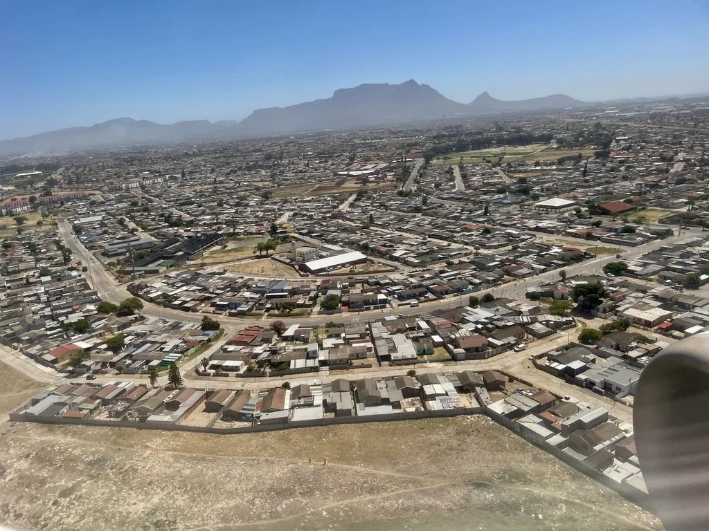  The round area ending this huge Cape Town development, is reminiscent of  the thorn bushes the Dutch East India Co. put around the 1600’s settlement to keep the settlers in, that I had read about. 