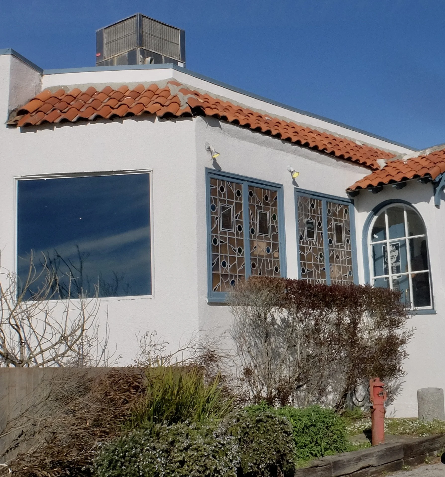  “One of the most successful speakeasies of the era was Frank’s Place on the cliffs at Moss Beach. Built by Frank Torres in 1927, Frank’s Place became a popular night spot for silent film stars and politicians from the city of San Francisco. Mystery 