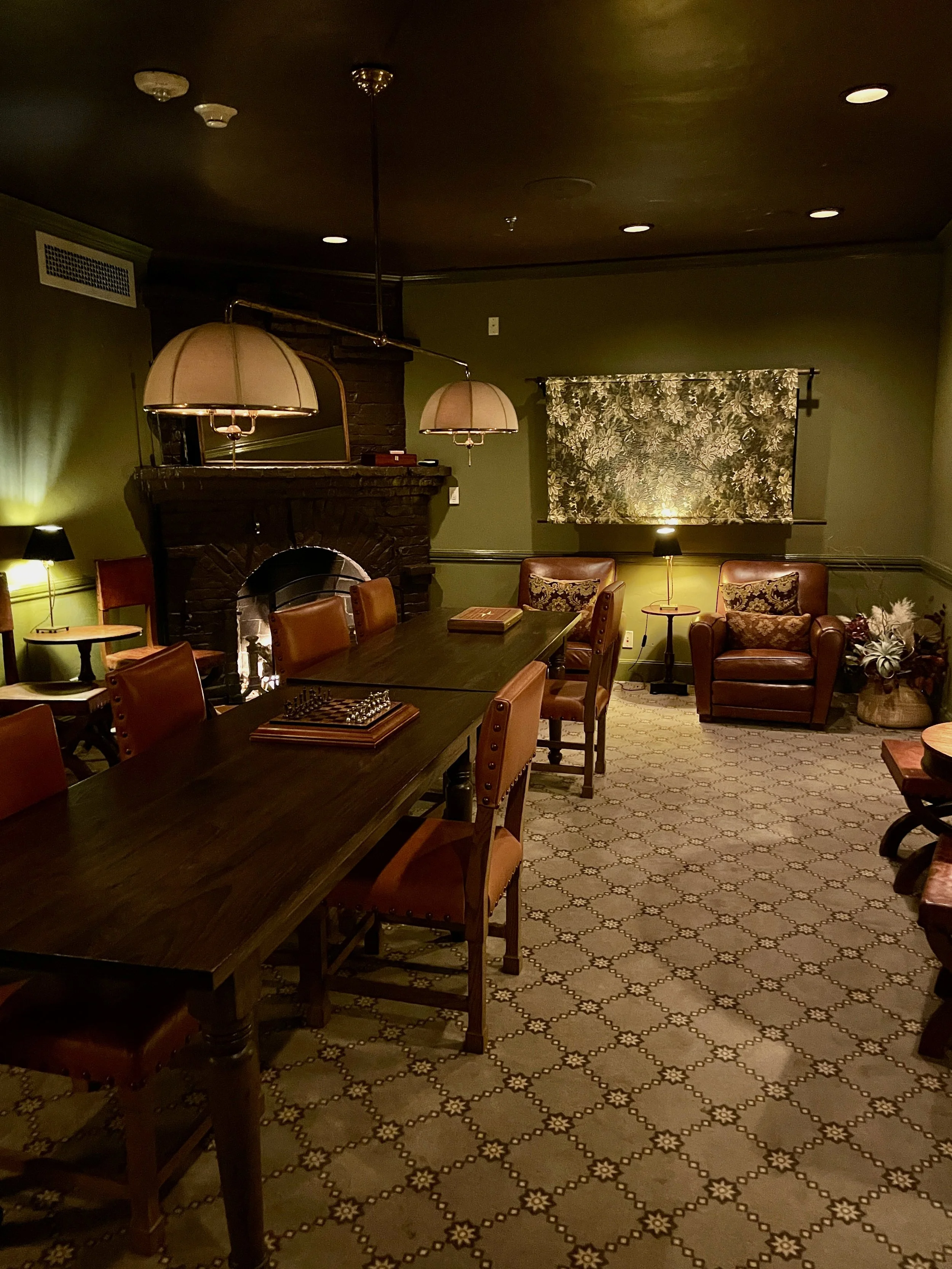  What a nice cozy meeting room.  The La Playa Hotel, Carmel. 