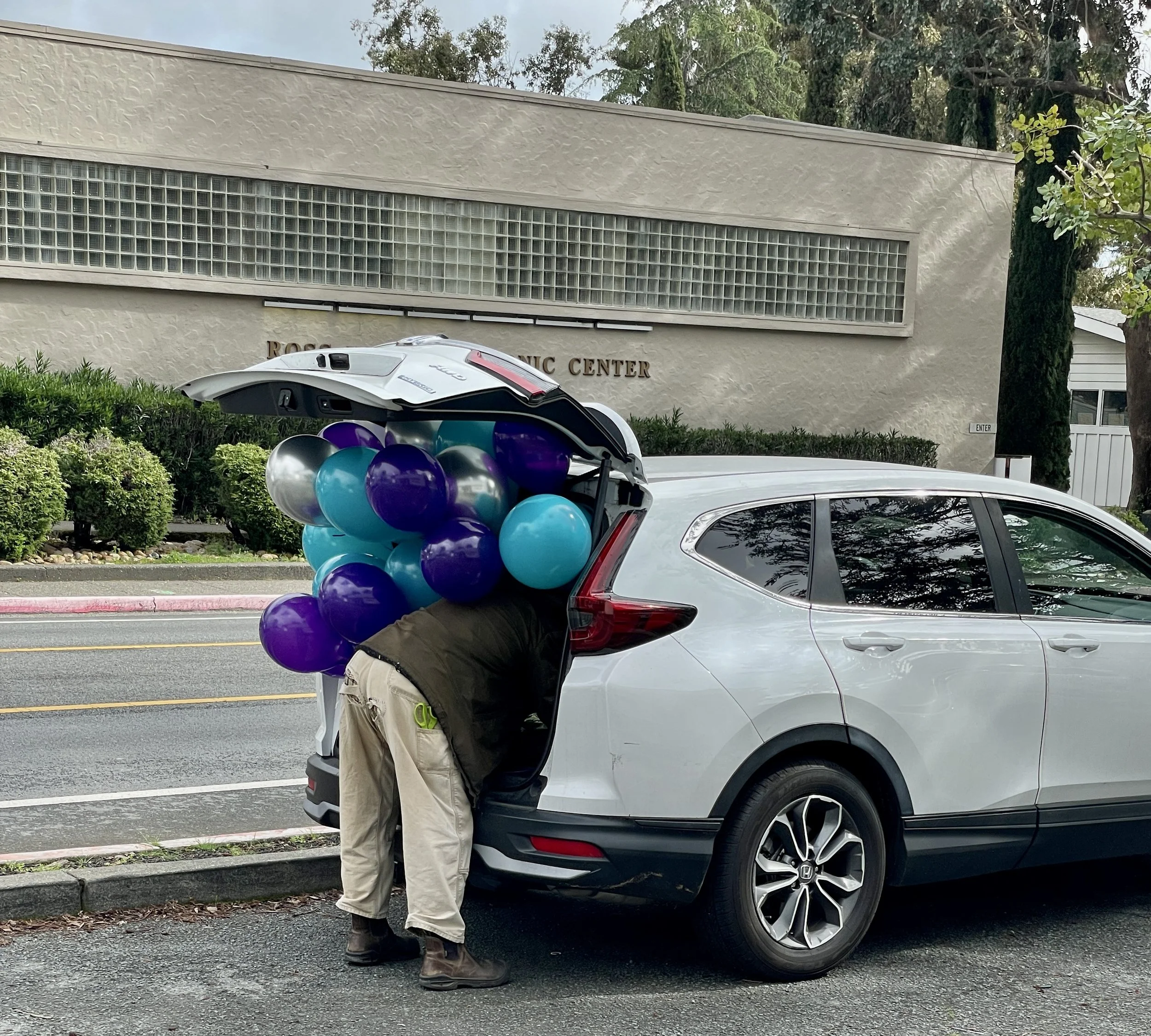  Balloon Delights had a boarded up window &amp; we thought they were out of business  But no… 