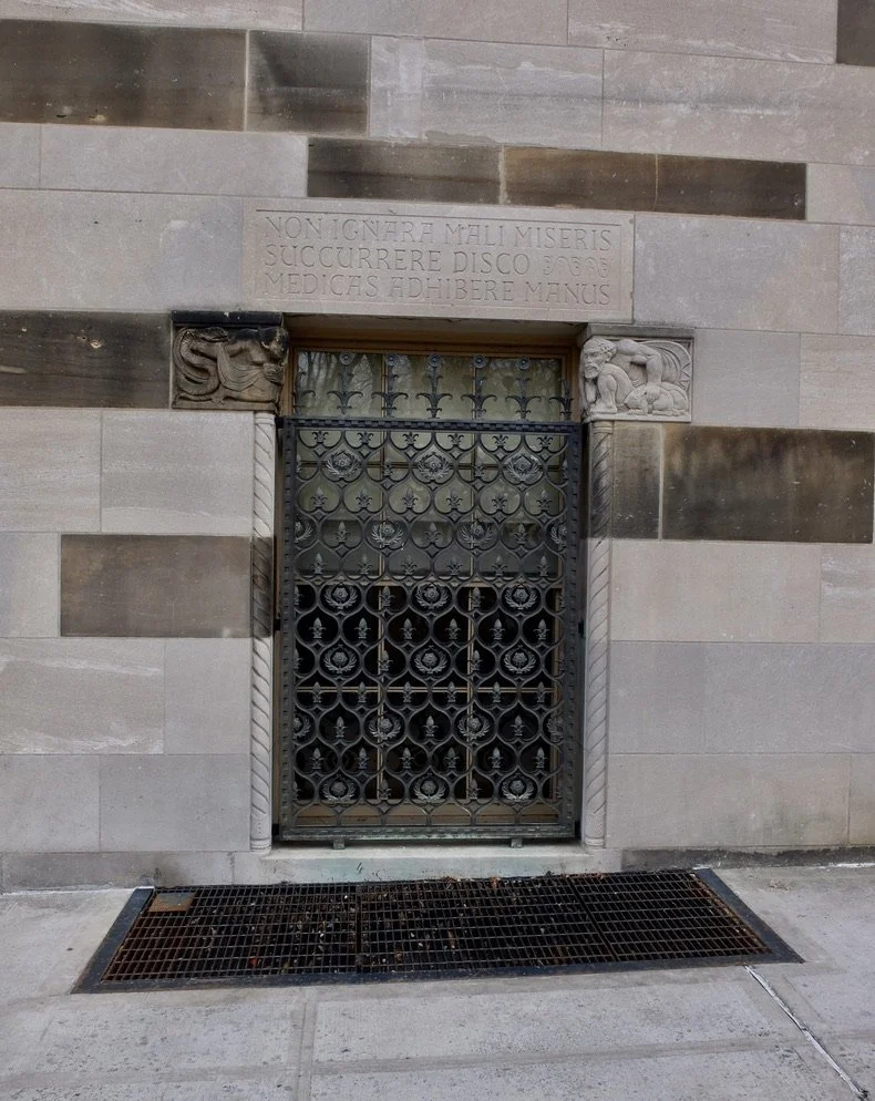  Walking down to the Jewish Museum on 92nd &amp; Fifth. 