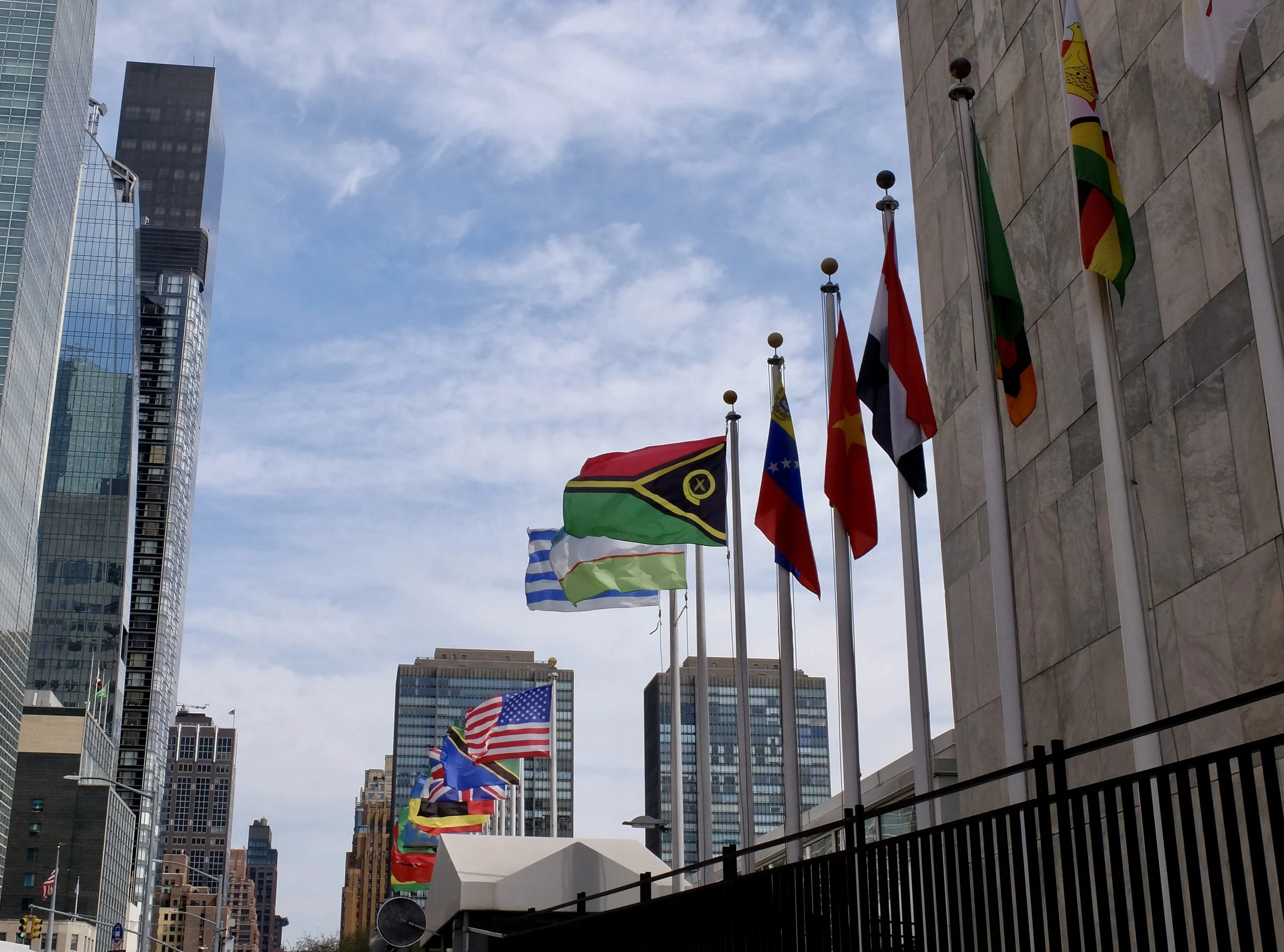  We took a taxi cross town on 42nd St. to the U.N., almost at the East river, to start our walk. 