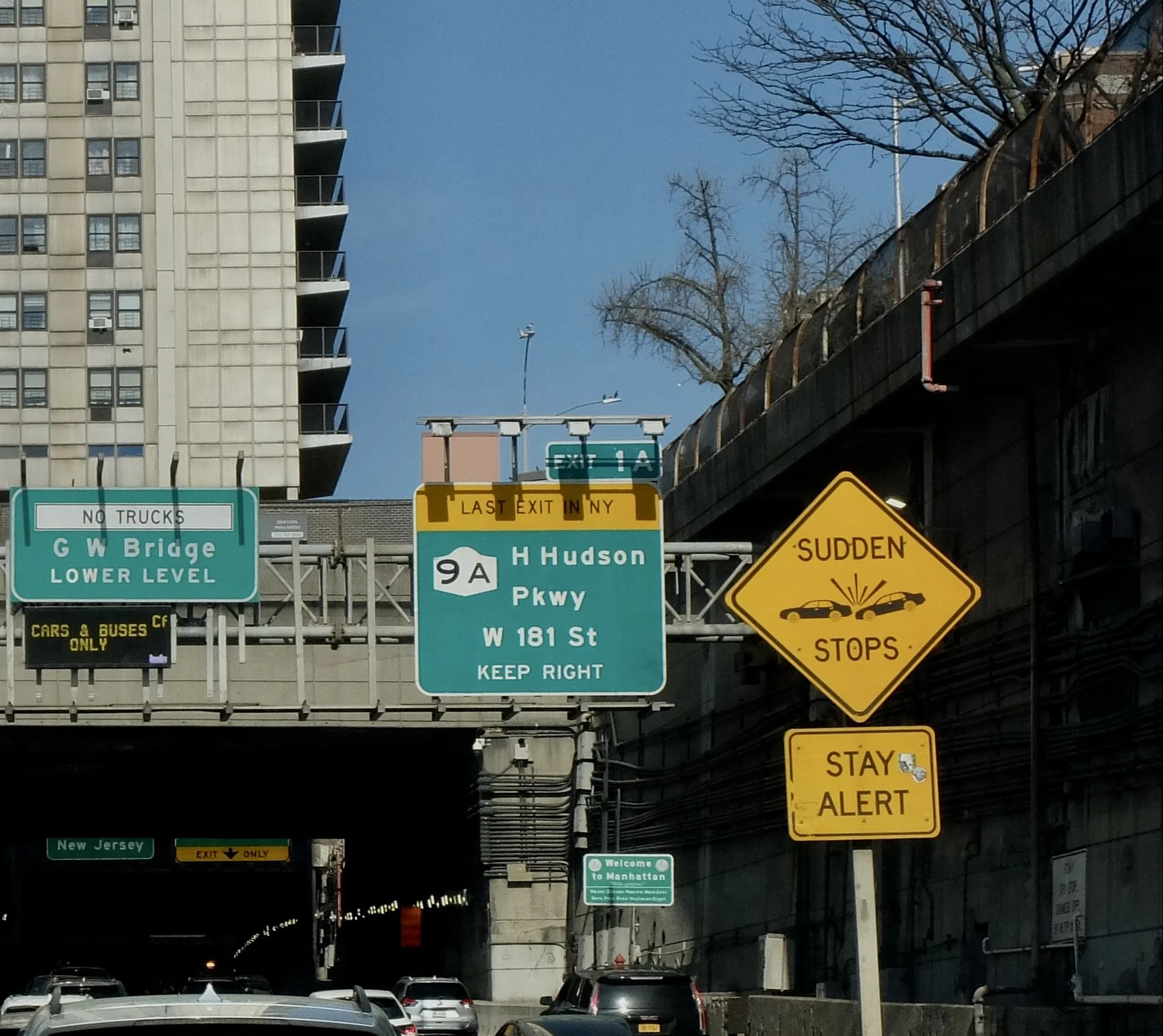  "STAY ALERT"  &amp;  "Welcome to Manhattan."   