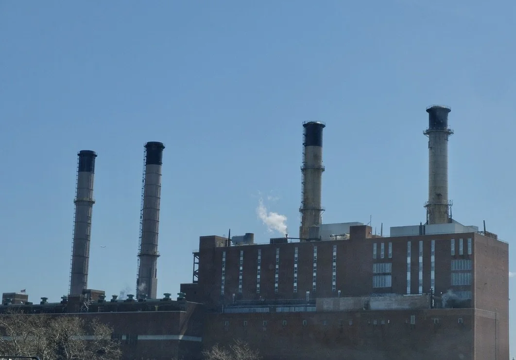  Consolidated Edison Power Plant - Along the FDR Drive.  Still in operation? 