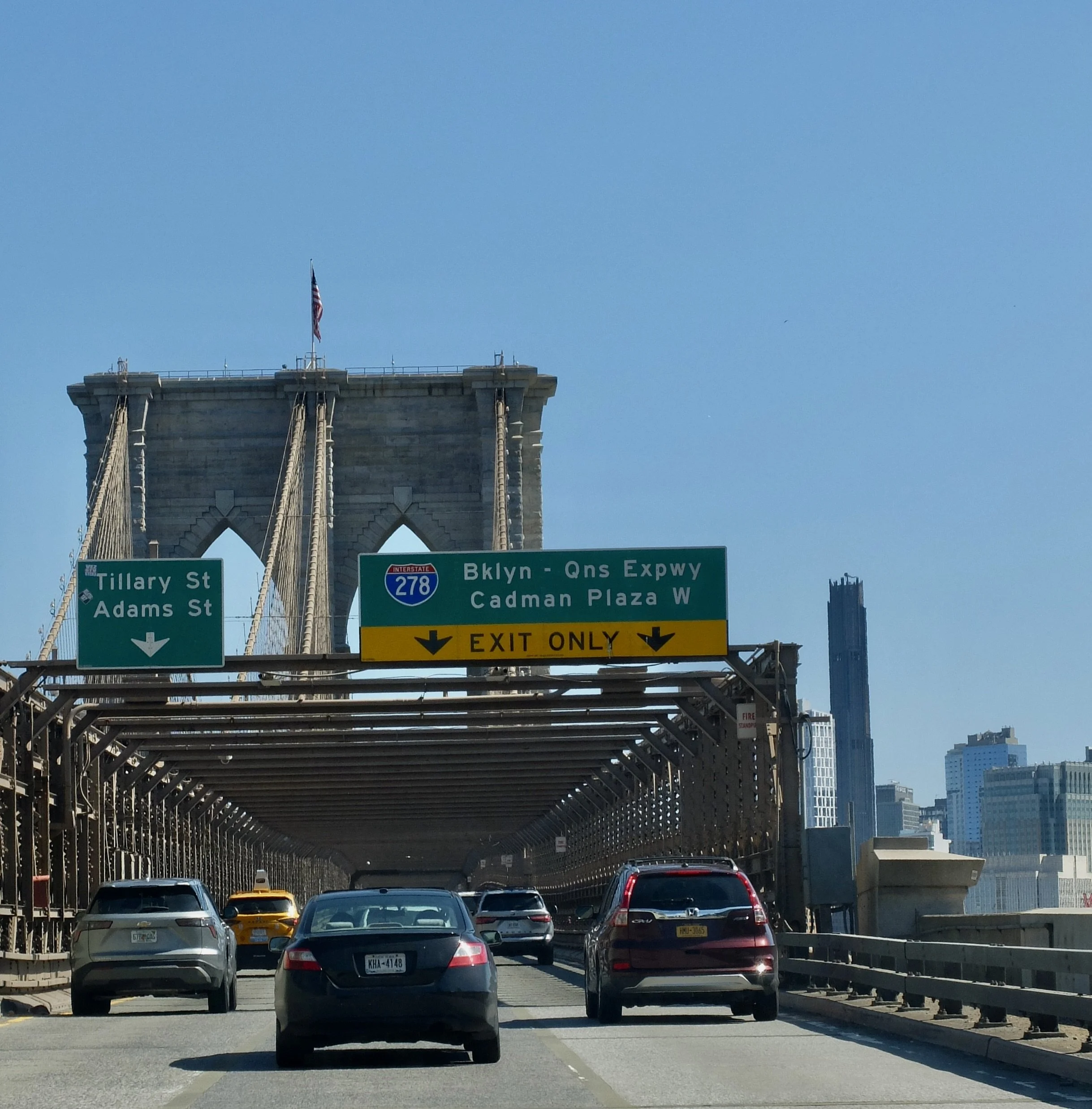  After negotiating quite a maze we got on the bridge to cross over to Brooklyn. 