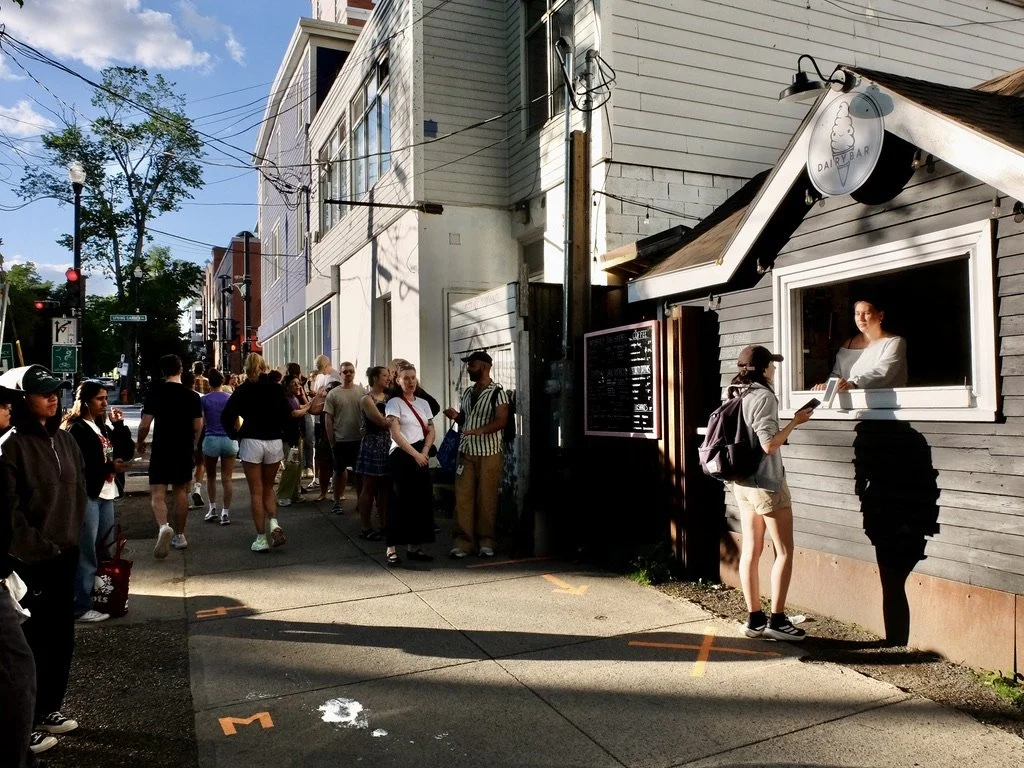  The line was long for this soft serve ice cream.  I waited until it eased up &amp; got in line. 