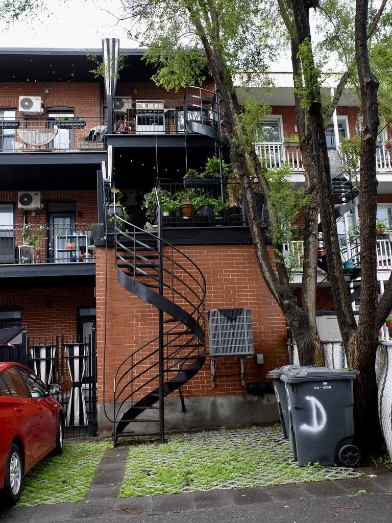 Jesse took us down an alley so we could see this staircase.  Beyond the Market Montréal walking tour with Jesse. 