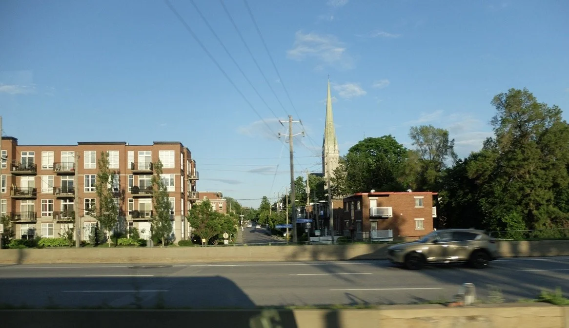 Outskirts of Montréal. 