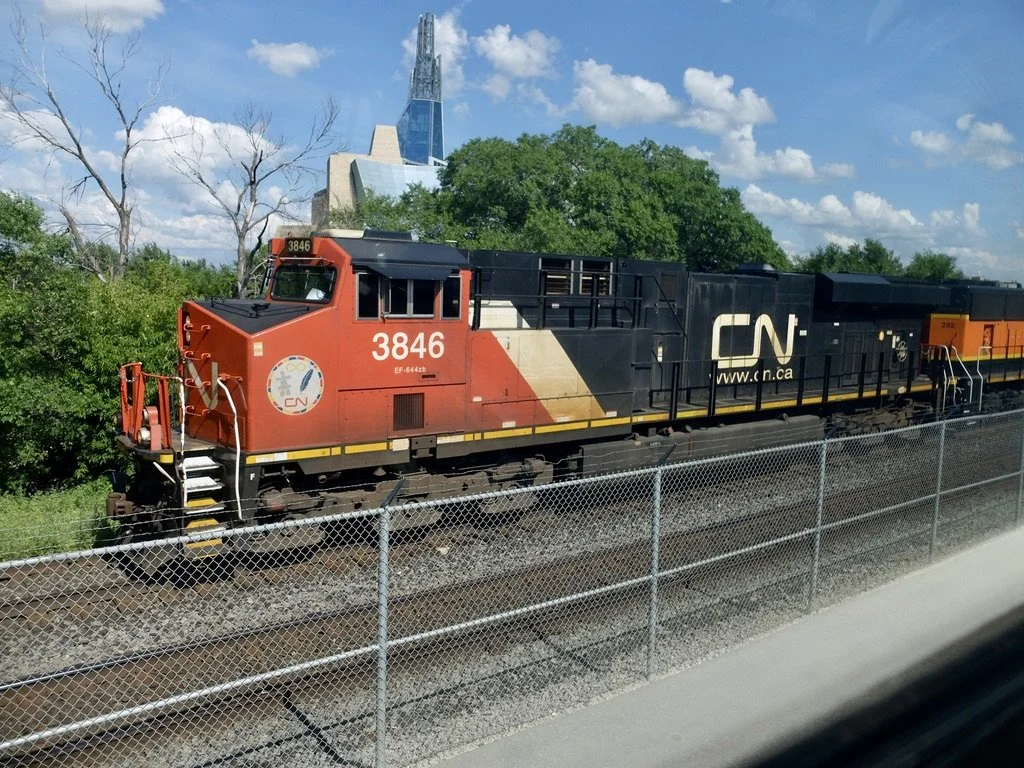  Well, we got underway during dinnertime.  Everyone in the dining car applauded the moving train. 