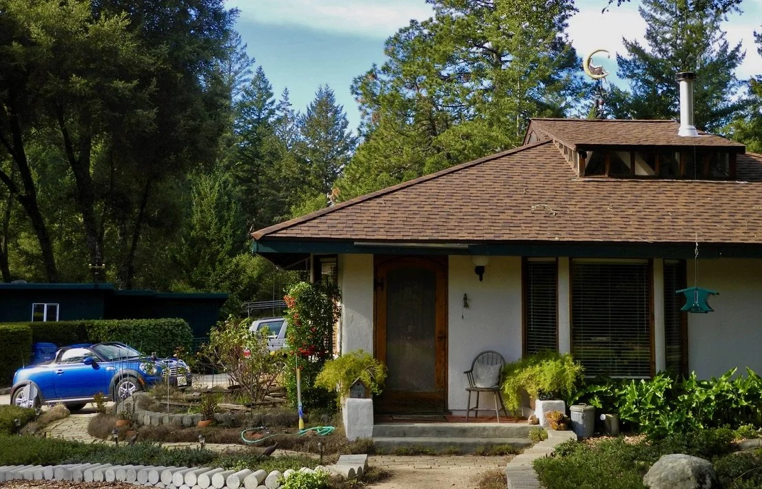  In Dec. 2012 we visited the home/studio of Liz Anne &amp; Ken Jensen, West Coast Weathervanes in Davenport in the hills above Santa Cruz, CA   https://www.westcoastweathervanes.com  