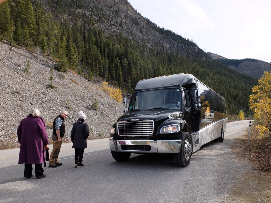  Lucky for us, the only other passenger was Linda, from Melbourne, Australia.  Dave was relaxed, answered our questions &amp; was able to stop in several extra spots along the way. He didn’t have to wait for 30 people to exit &amp; re -enter the bus.