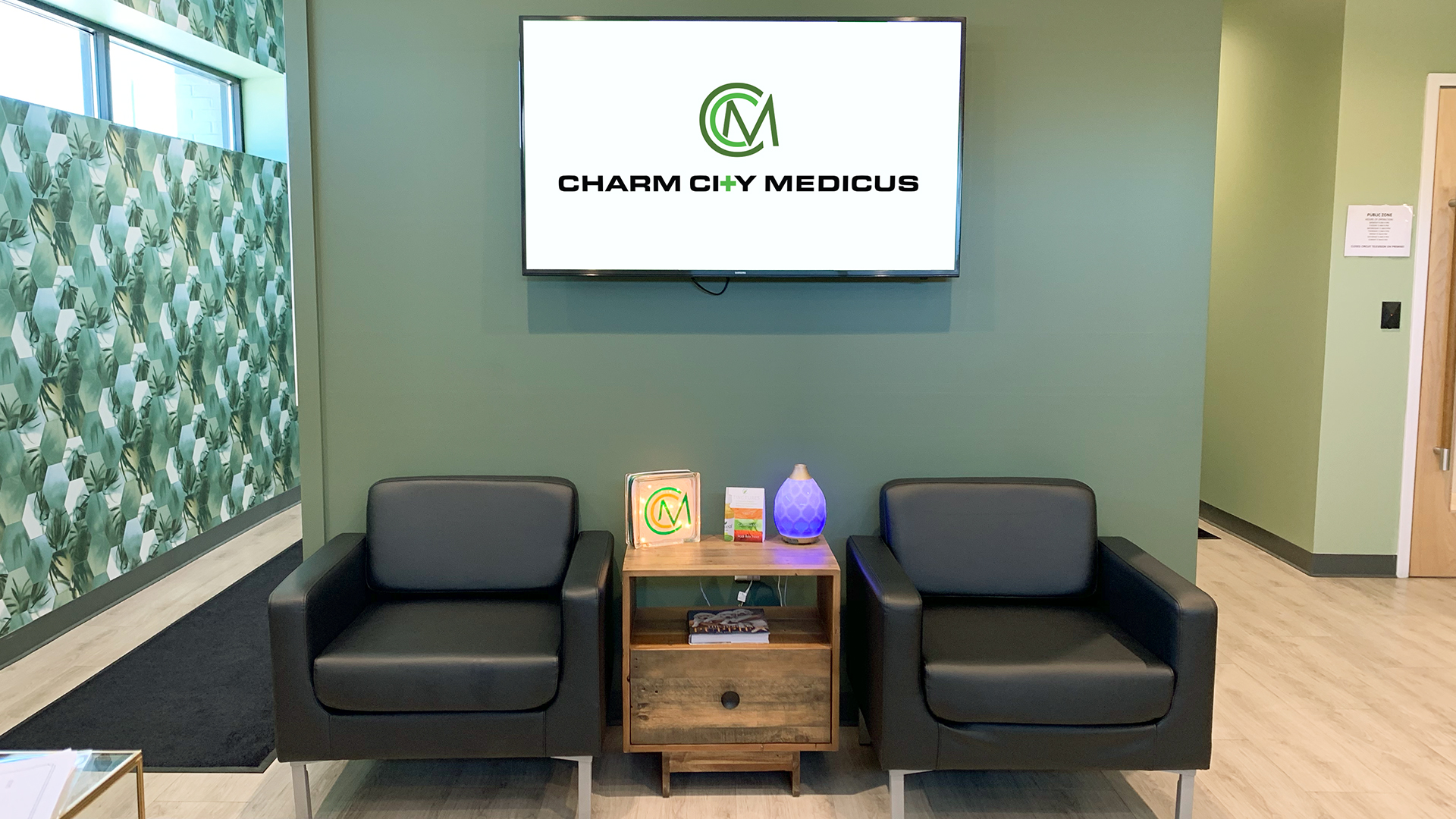 chairs-screen.jpg