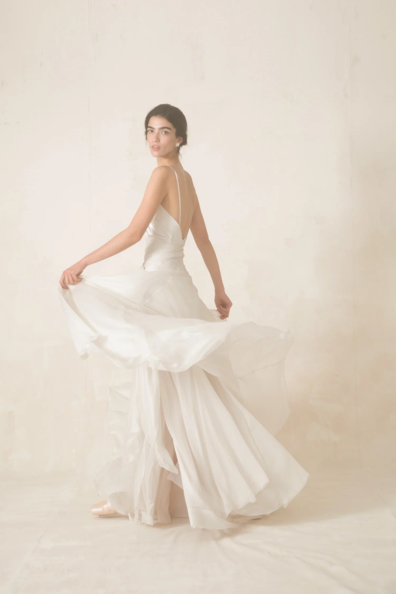 gia-dress-alia-skirt-07_881-cortana-bridal.jpeg