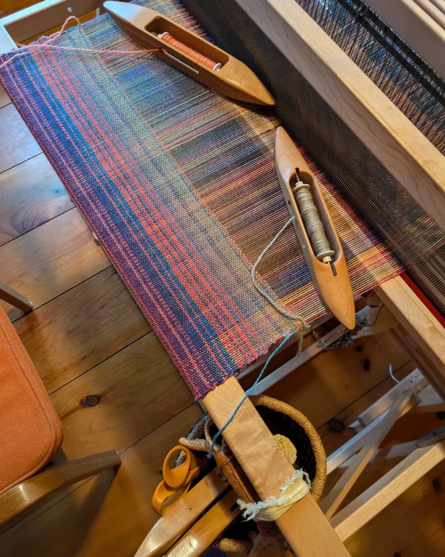 Having so much fun with this new weaving project! Fabric for pillows coming soon!!
