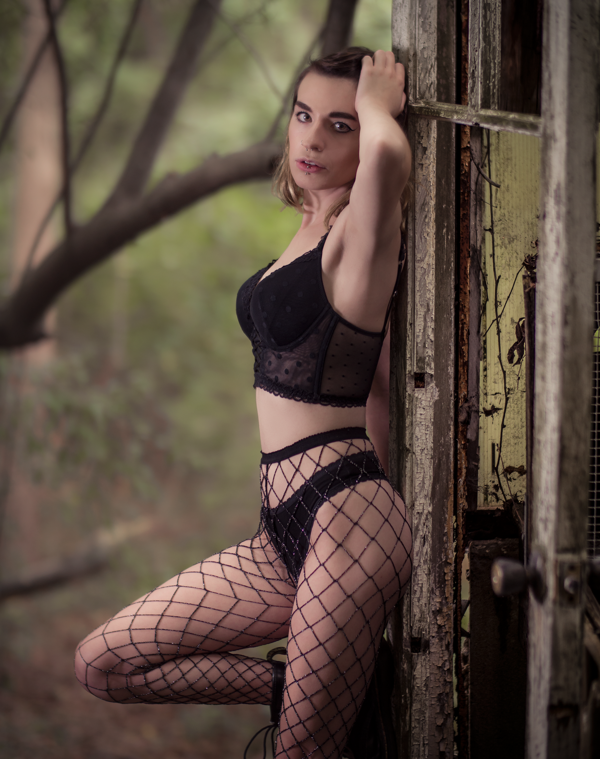 COPYRIGHTROOTNOTEPRODUCTIONS