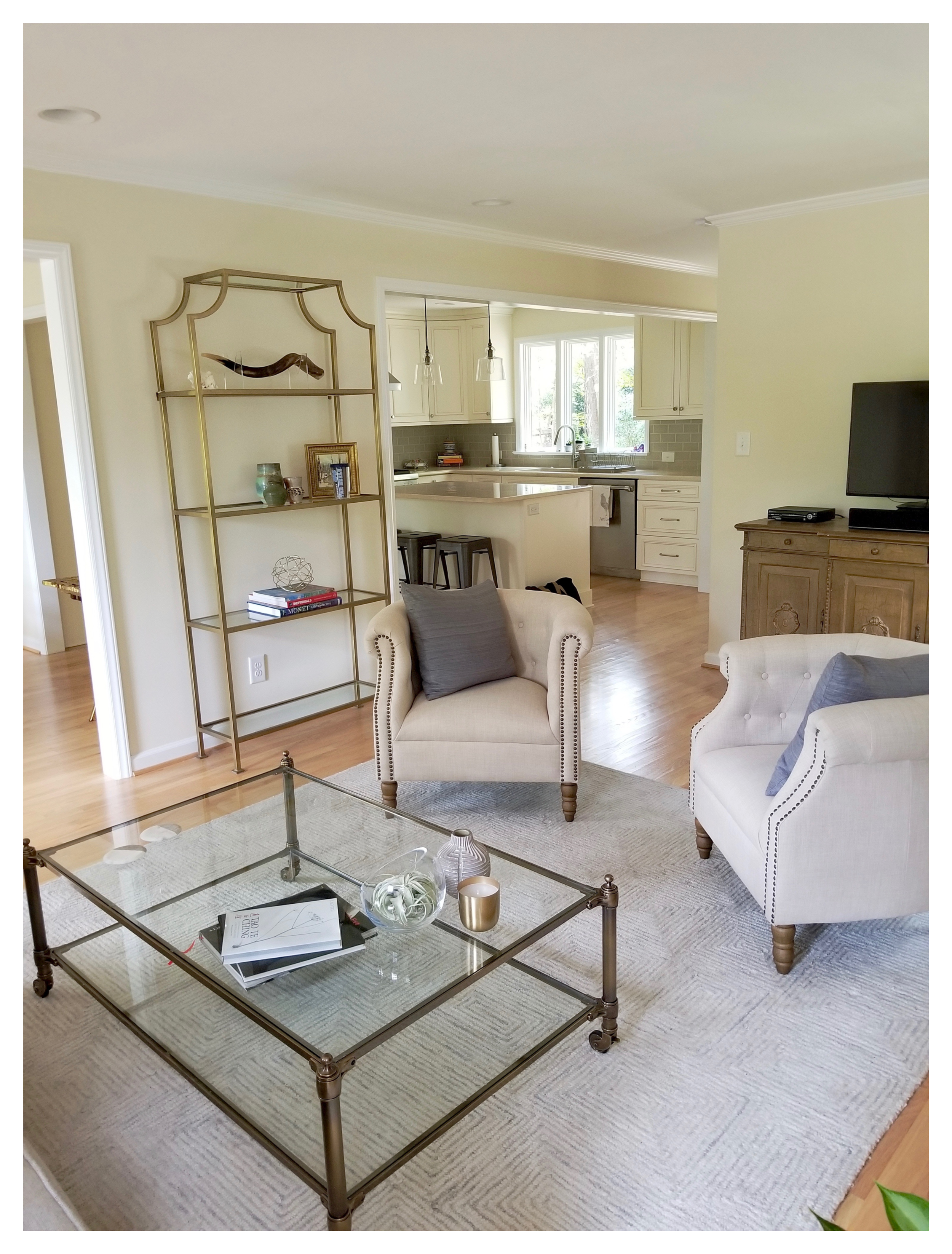 Constitution 08 Border.png