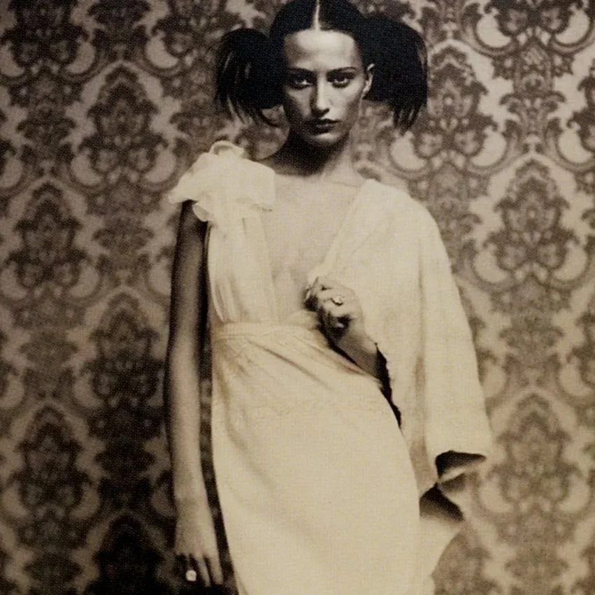 VERA WANG