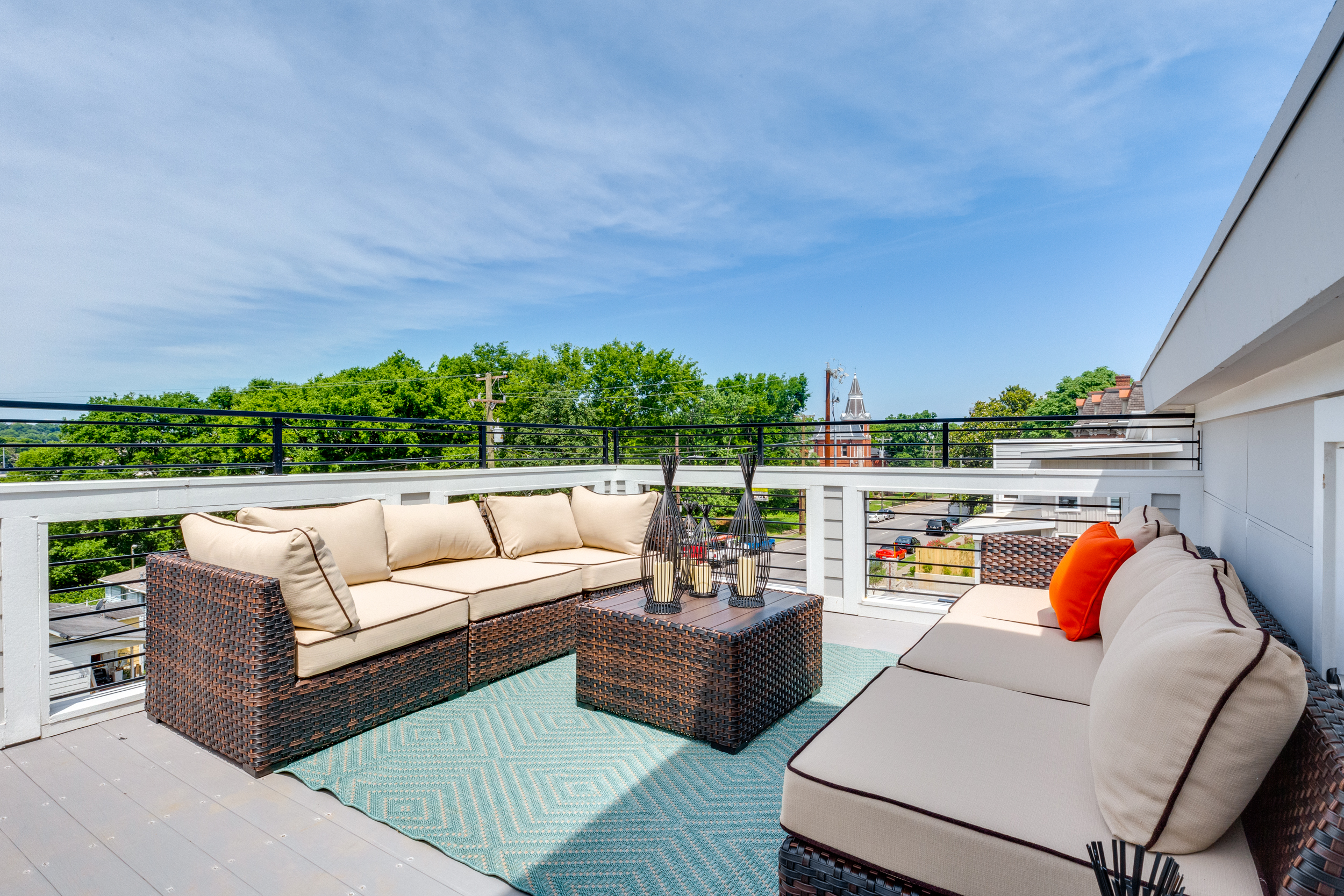 domophotos premium hdr real estate photography - Nashville, TN roof deck