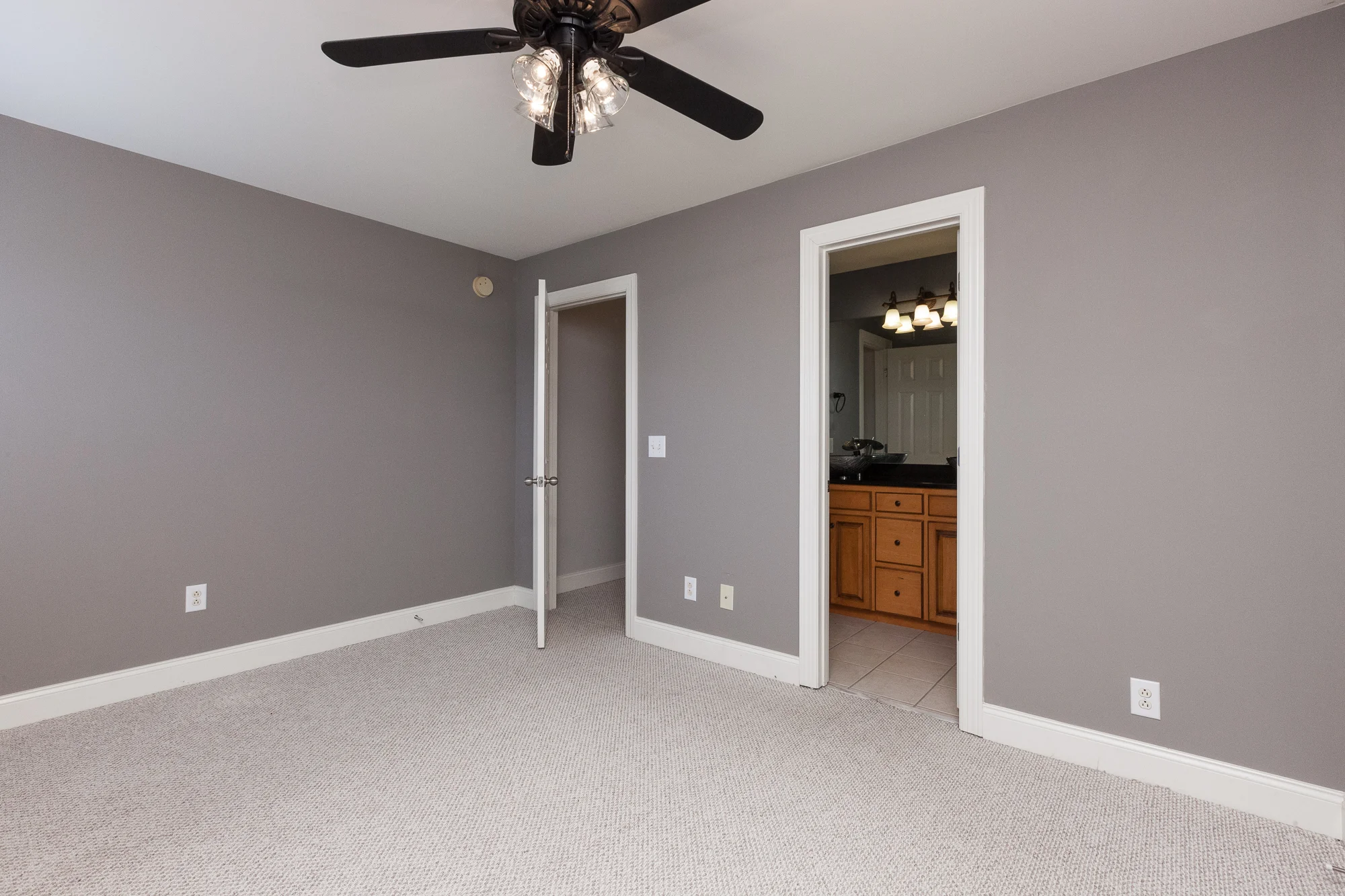 domophotos-real-estate-photography-3433 Genoa Dr-25.jpg