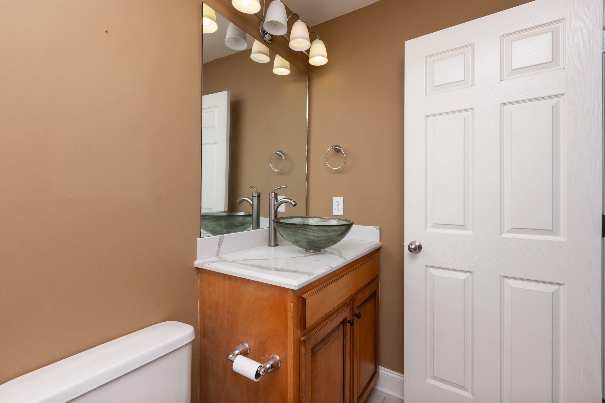 domophotos-real-estate-photography-3433 Genoa Dr-29.jpg