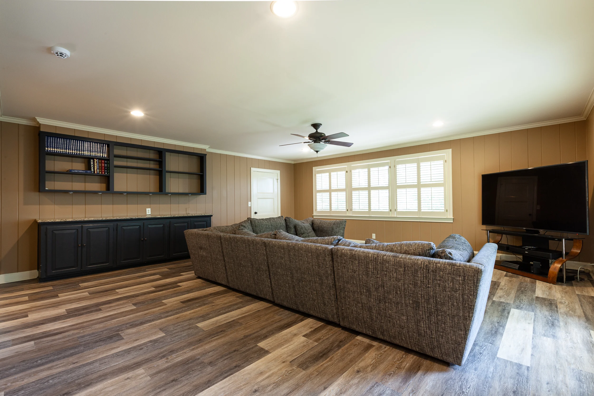 704 Summerly Dr-23.jpg