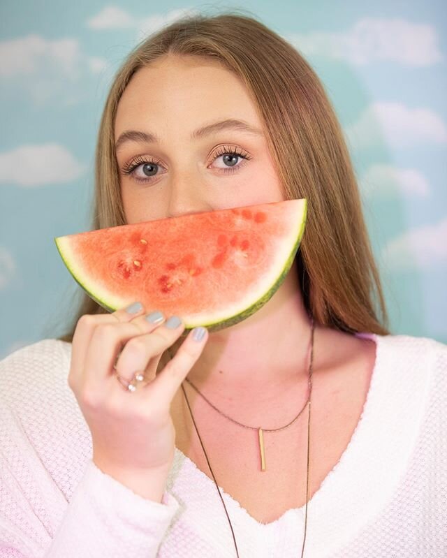 in honor of @harrystyles watermelon sugar music video, here are a few more shots from our watermelon sugar shoot last November 🍉
@olivia.k.white
☼
☼
☼
☼
#portrait #portraitphotography #photography #portraiture #portraitphotographer #portrait_vision 