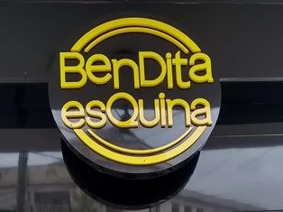 Bendita Esquina