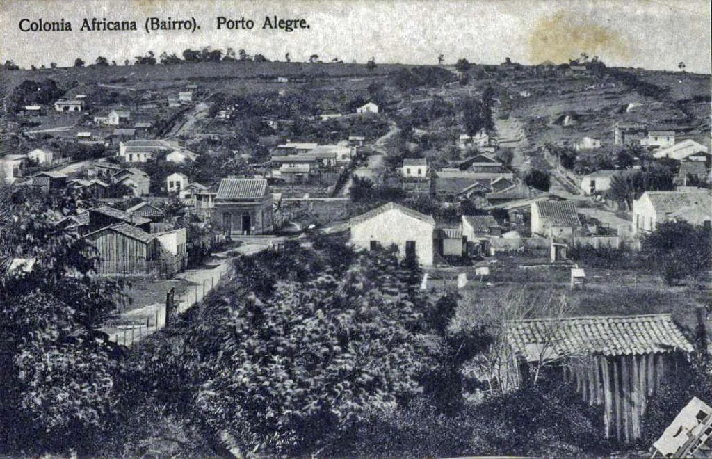 A Colônia Africana, no limite entre os atuais bairros Bom Fim e Rio Branco, foi um dos espaços repartidos por populações negras e de imigrantes europeus no período pós-abolição