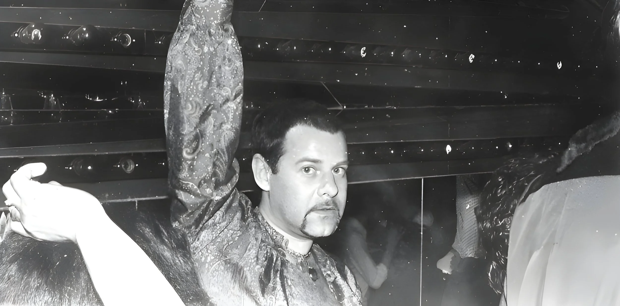 Tatata Pimentel revive na Olavo