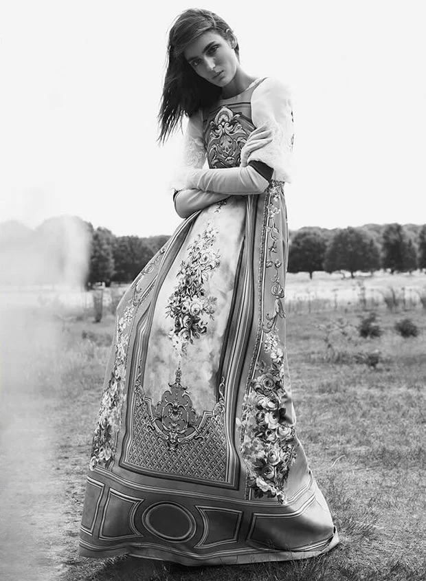 Zuzanna-Bijoch-Bazaar-UK-Regan-Cameron-03-620x845.jpg