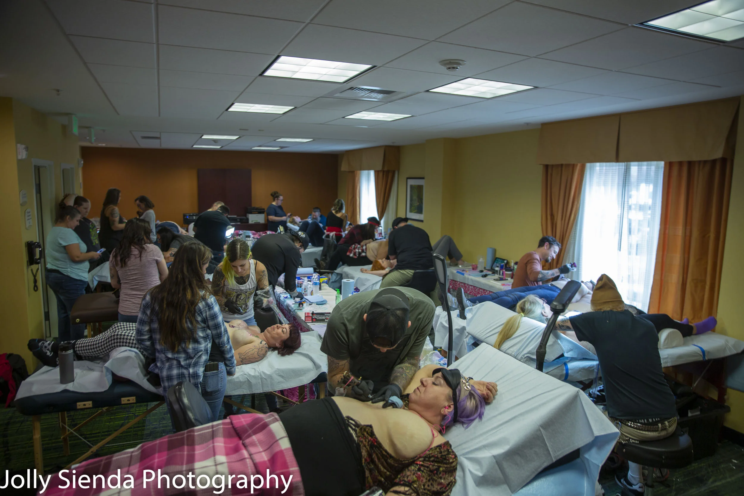 Breast Cancer Survivors get 
Mastectomy Tatoos
