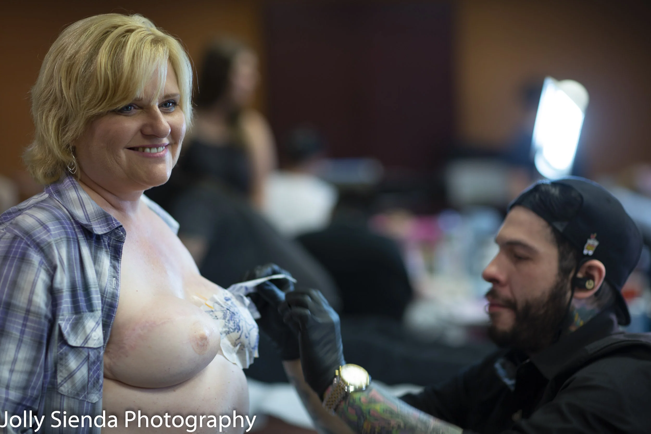 Breast Cancer Survivors get 
Mastectomy Tatoos
