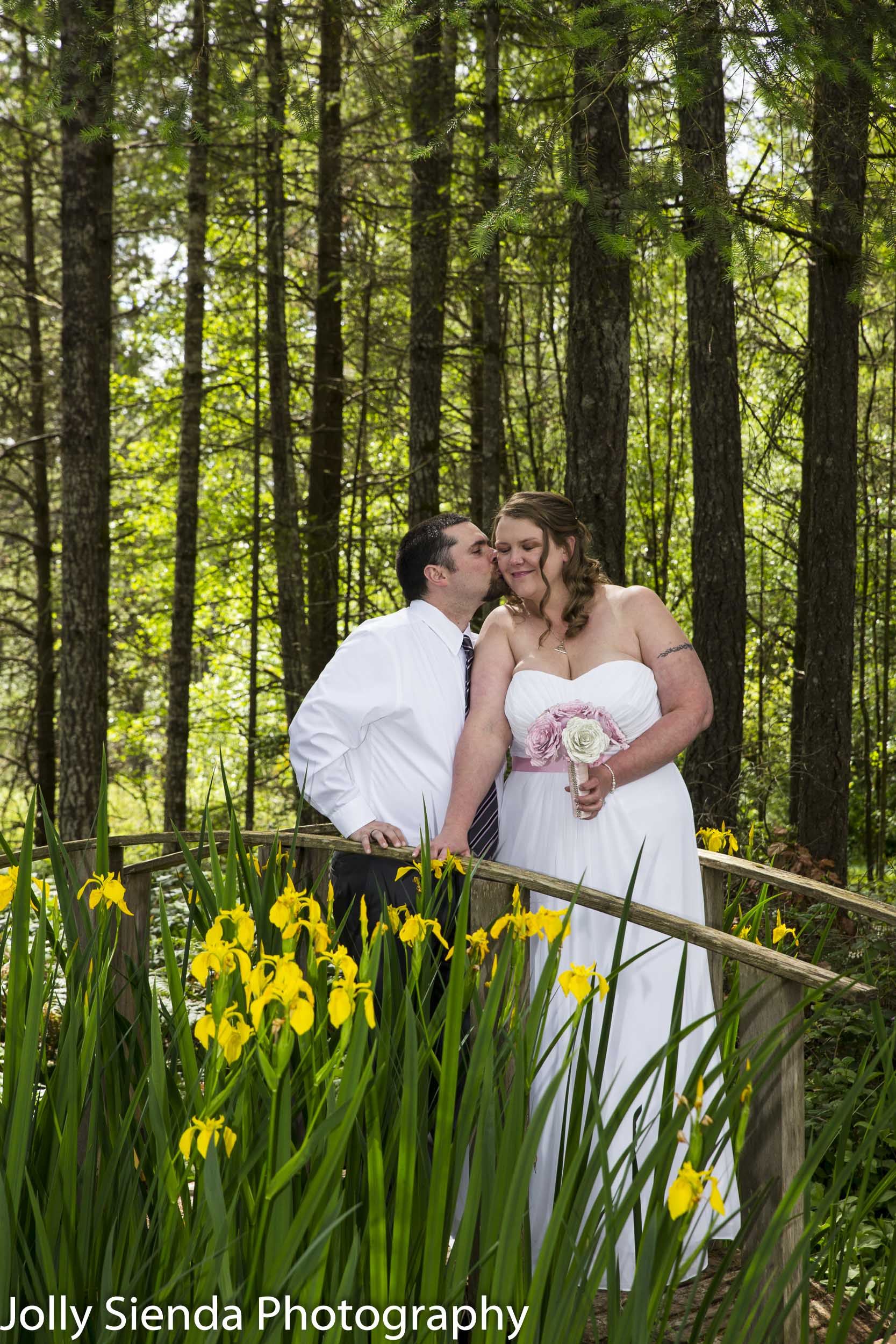 Bride and groom outdoor portrait wedding photography