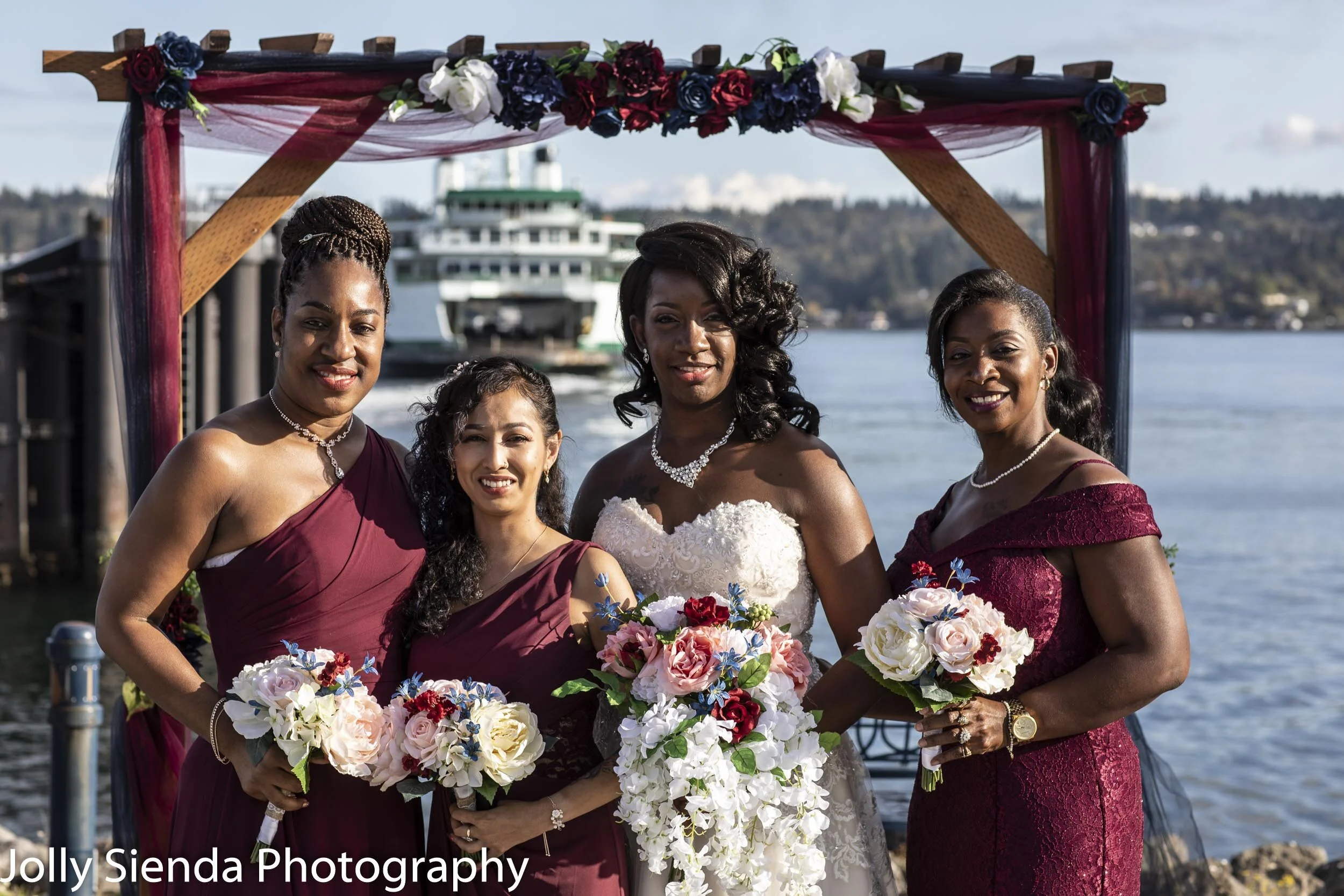 Marina with her bridesmaids and the ferry is in the background!