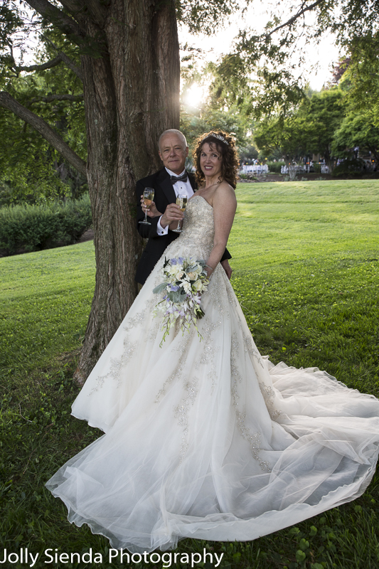 Elegant bridal and groom portrait wedding photography