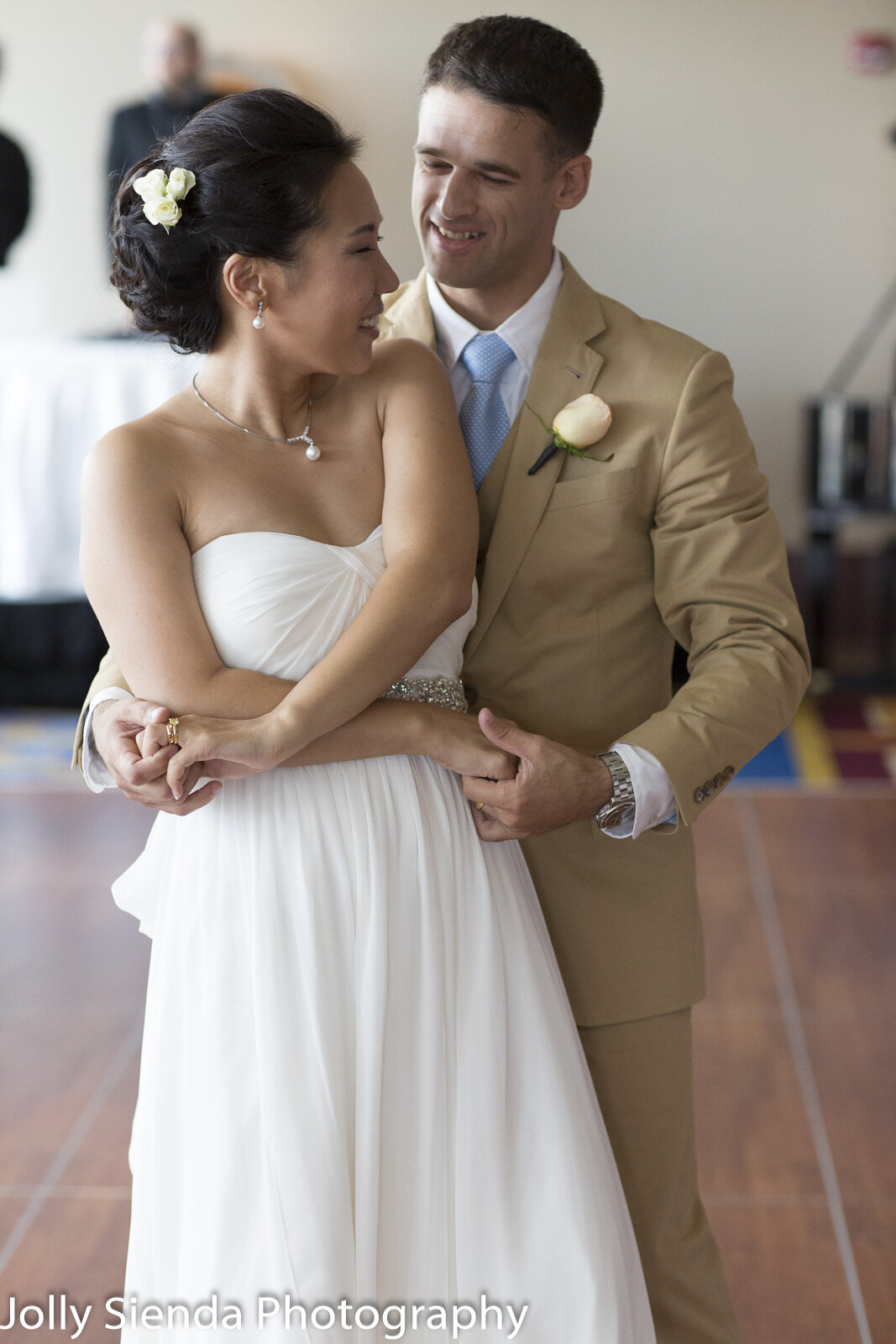 First dance wedding photography by Jolly Sienda Photography