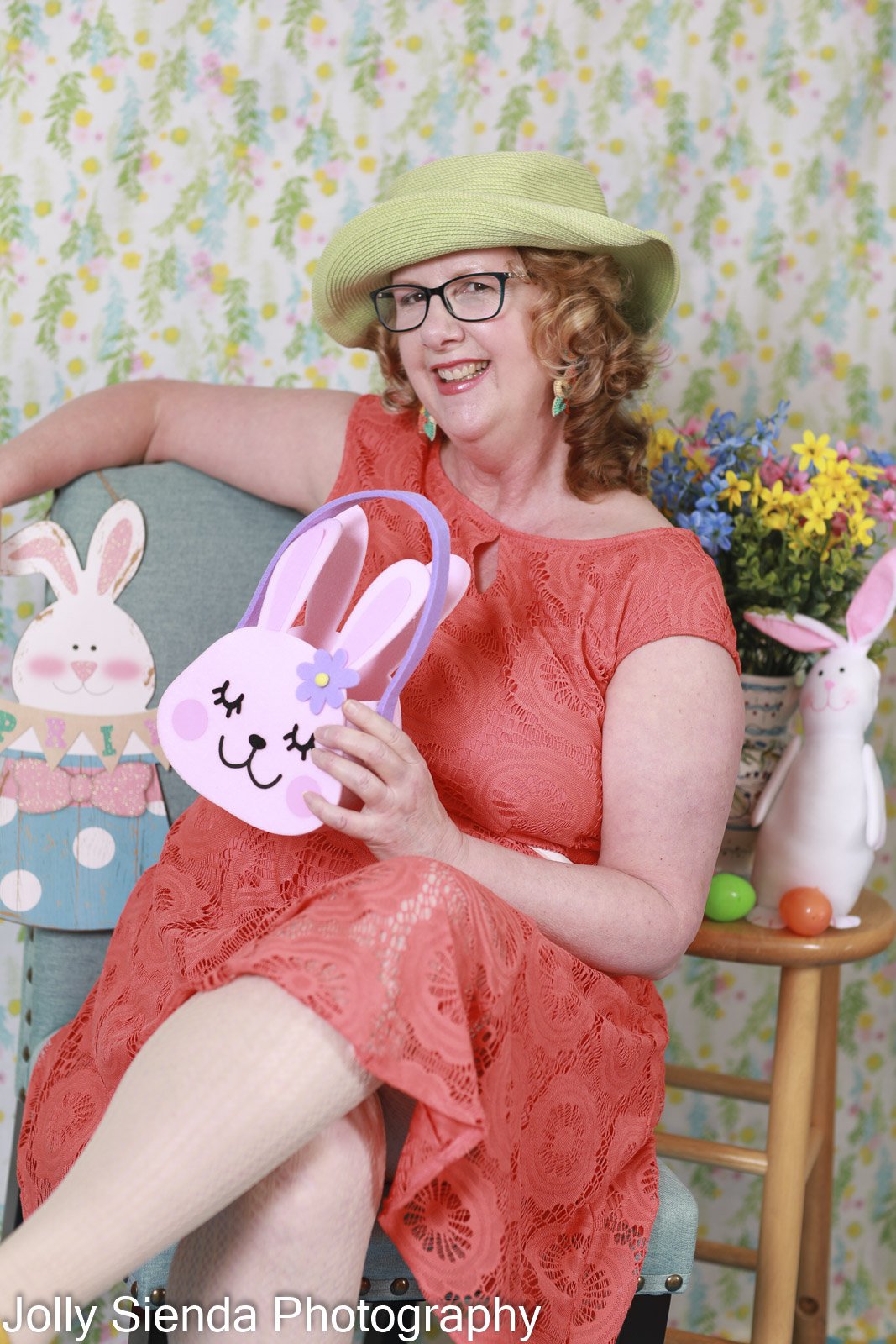 Spring minis, mothers day, and easter photoshoots by Jolly Siend