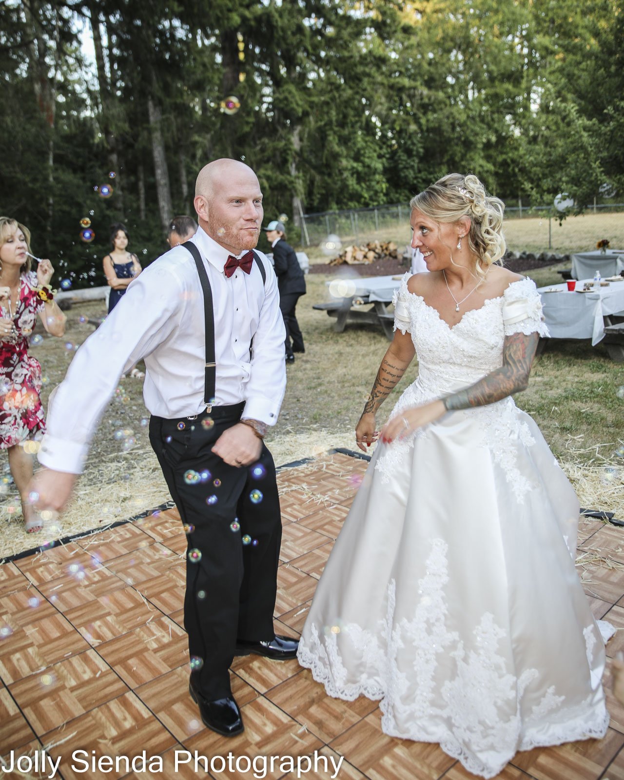 Breanne Hogge and Lonnie Gibson wedding photos