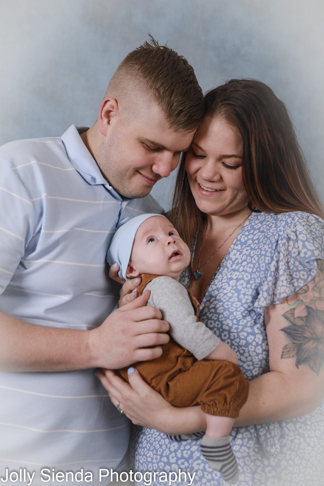 Megan and Joshua Tibbets family and baby photography