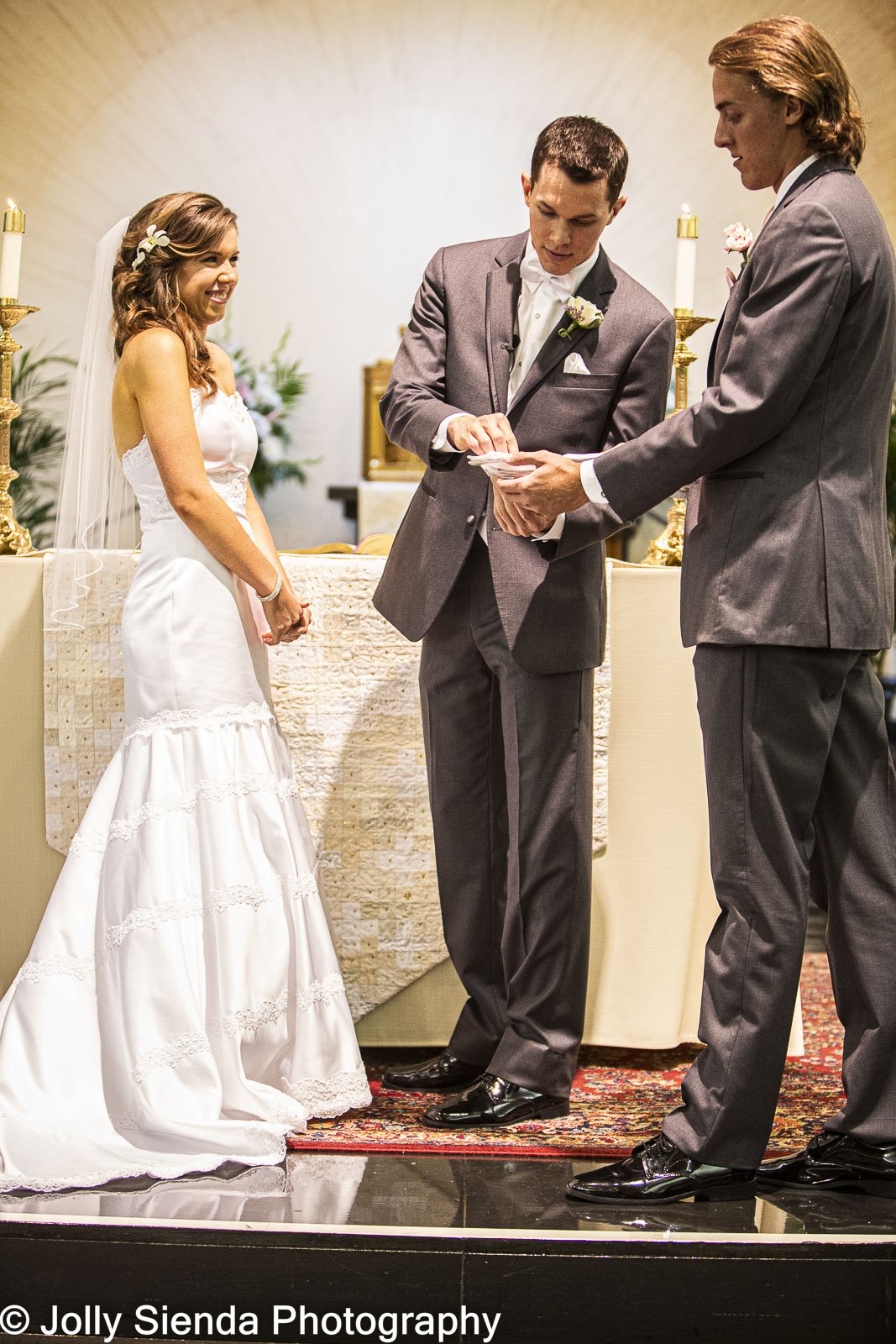 Church weddings by Jolly Sienda Photography