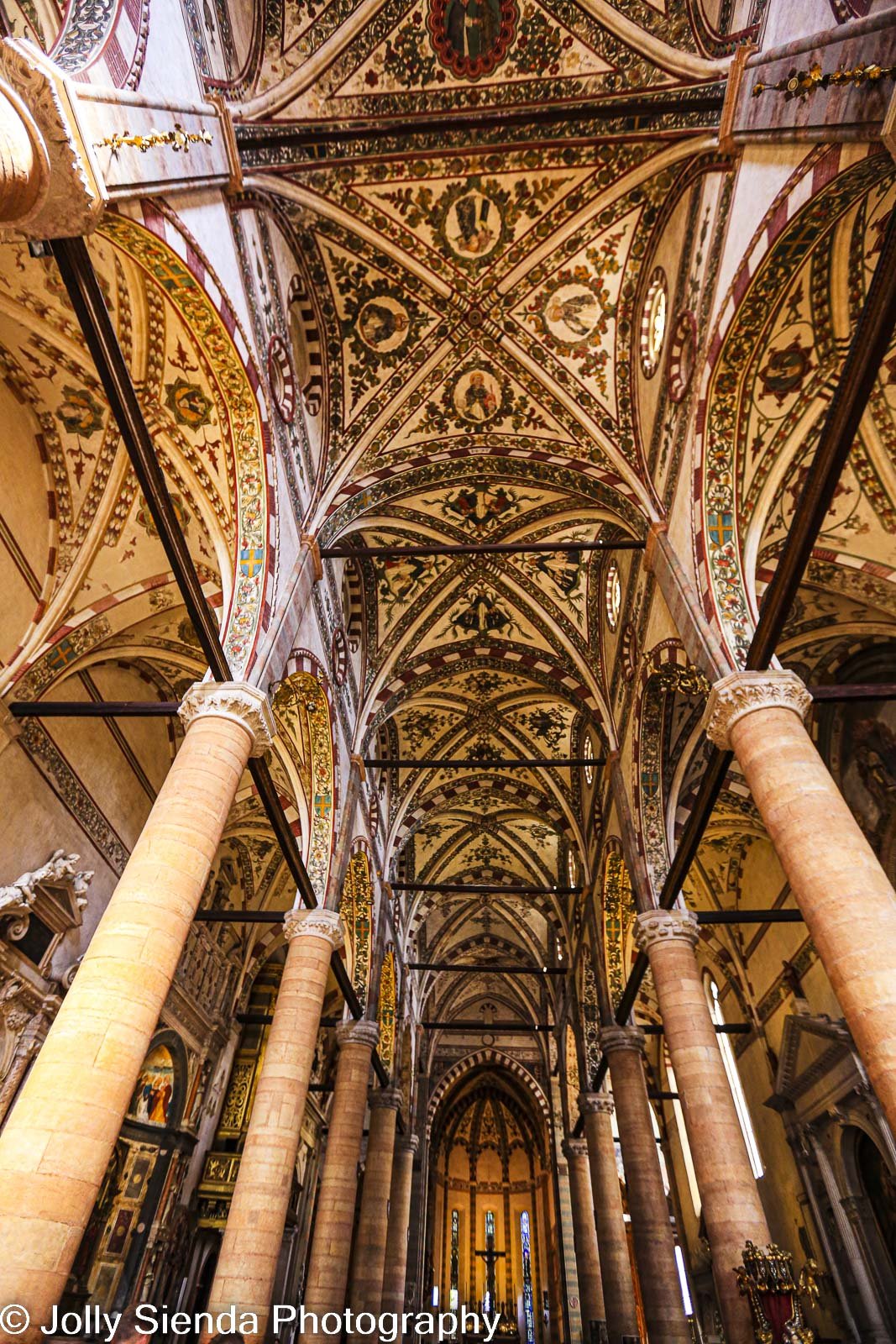 Ceiling paintings at Chiesa di San Giorgetto o San Pietro Martir