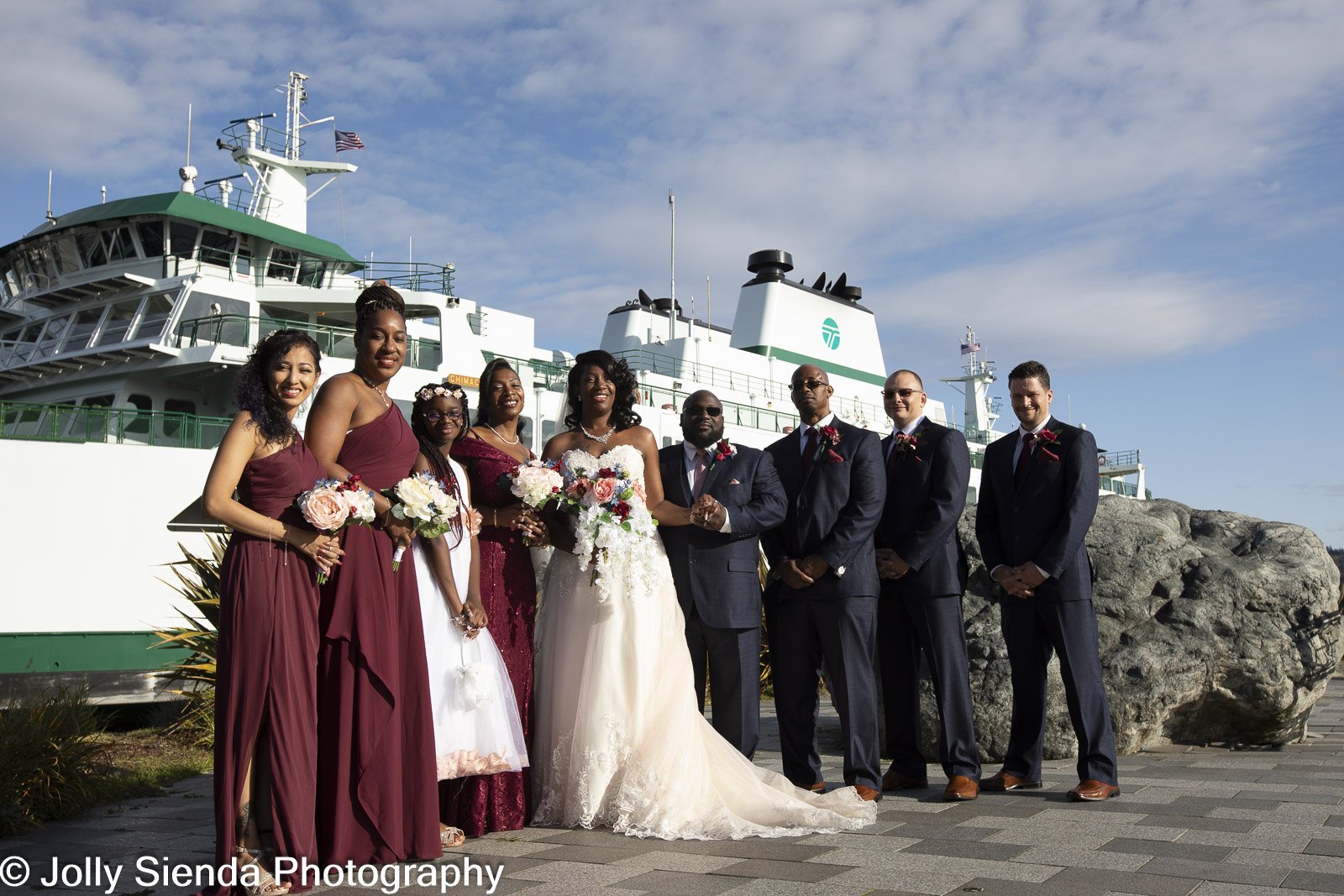 Getting married next to a Washington State ferry, wedding photos