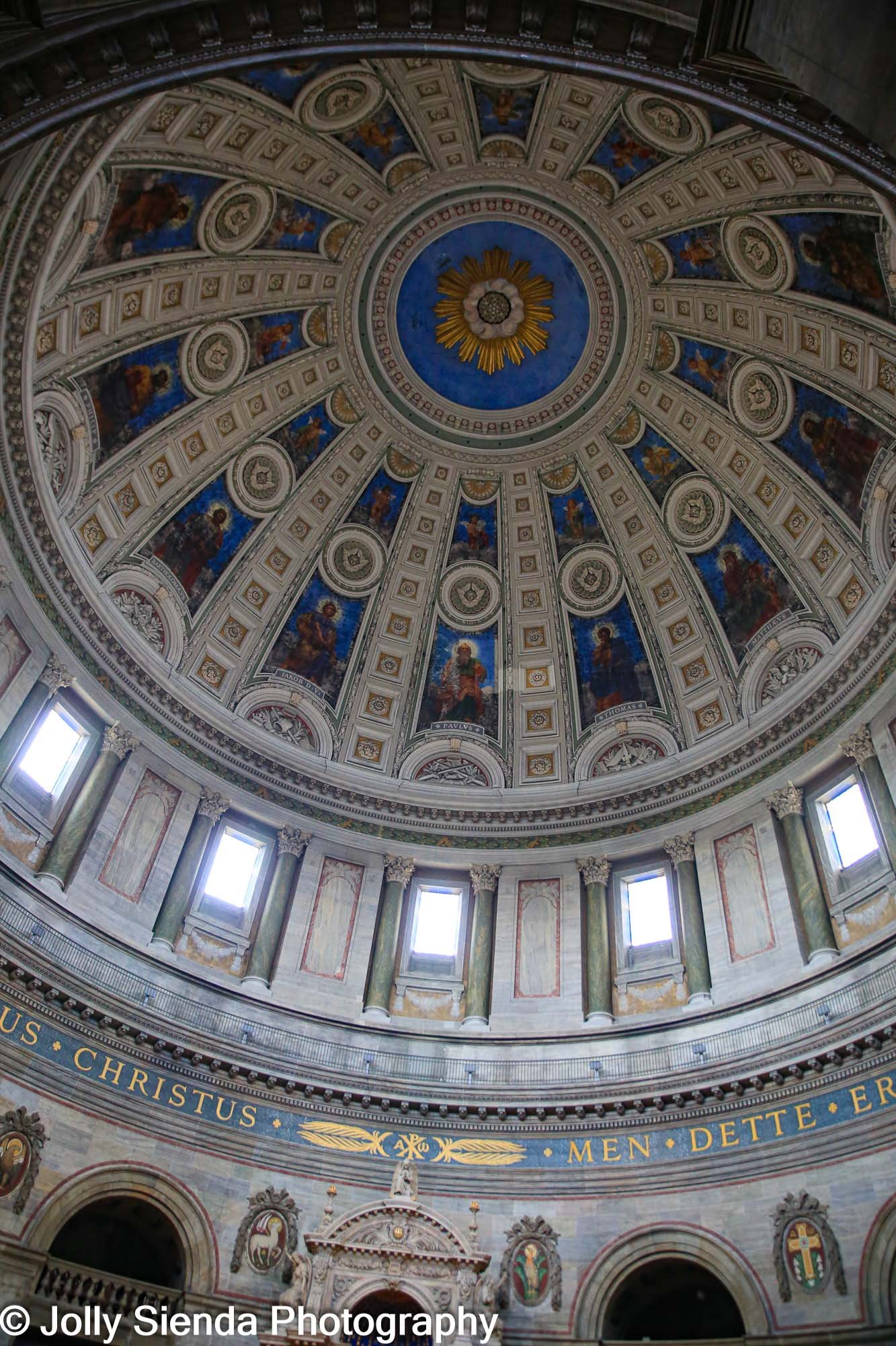 Amalienborg Palace cathedral church, interior blue dome