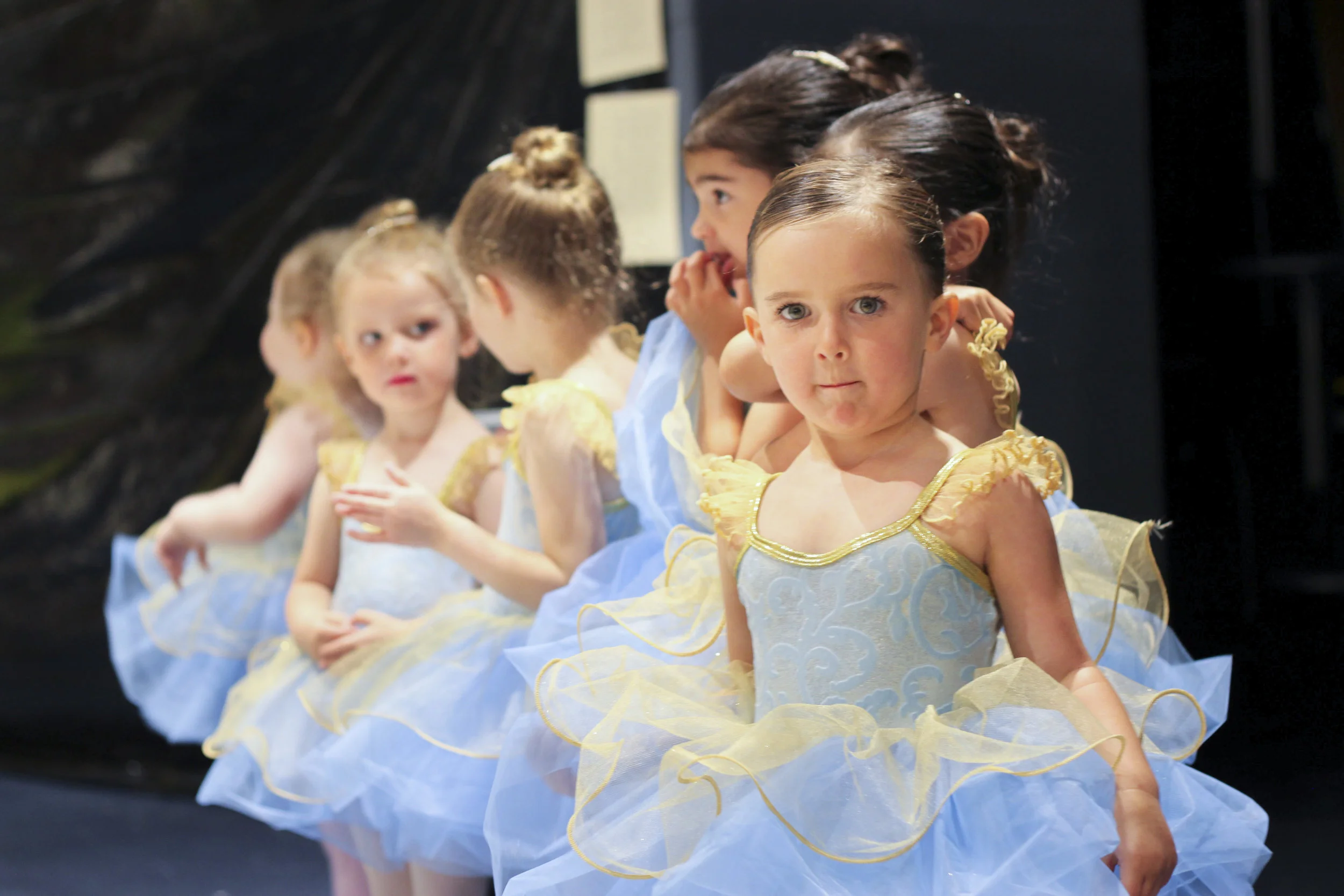 TINY DANCER 
