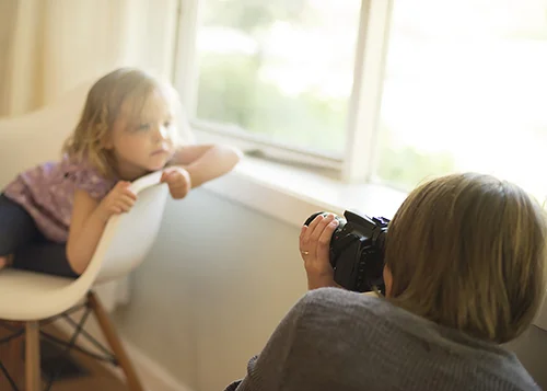 ShootAlong: Camera Classes for Parents