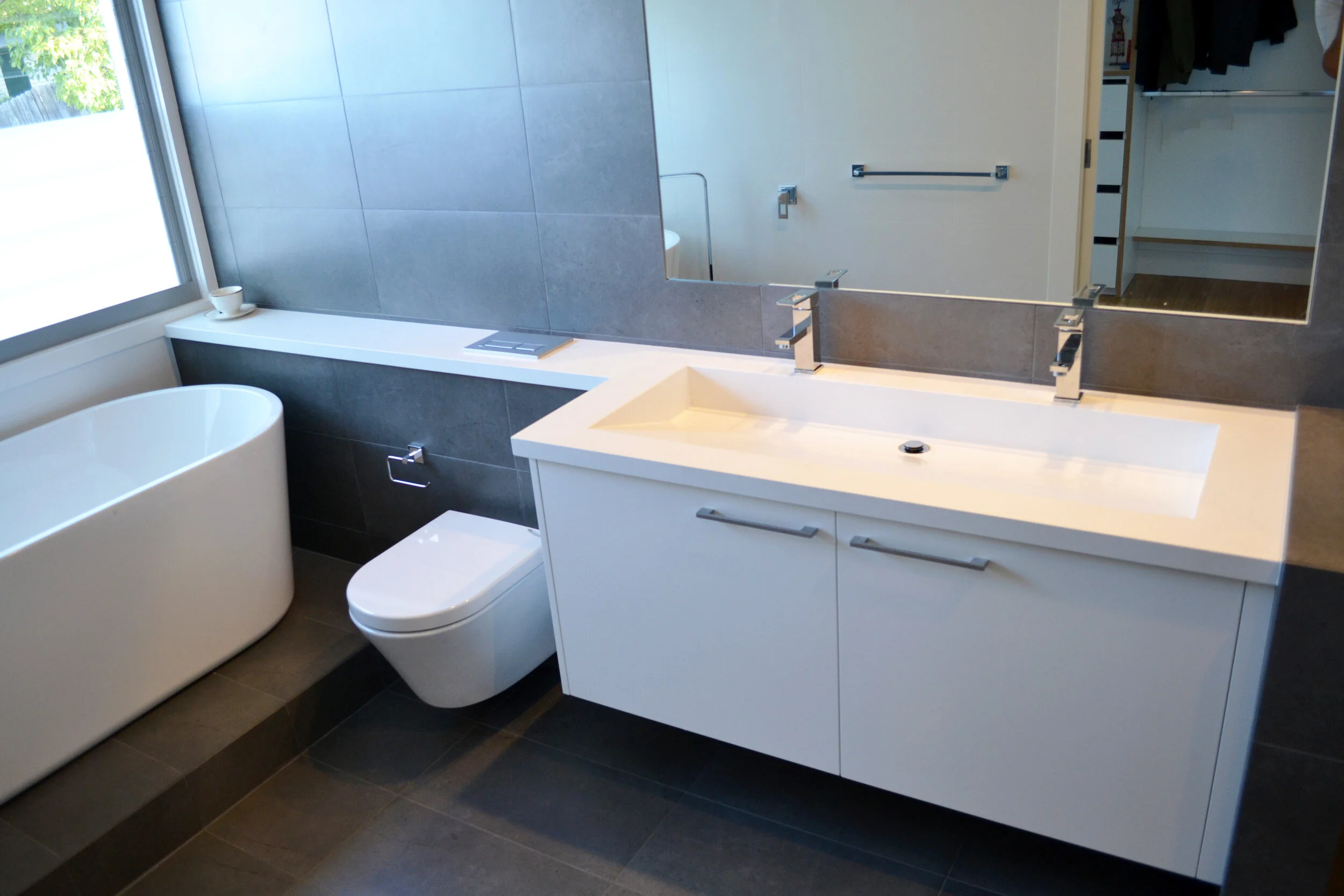 Loftus Vanity (1).jpg