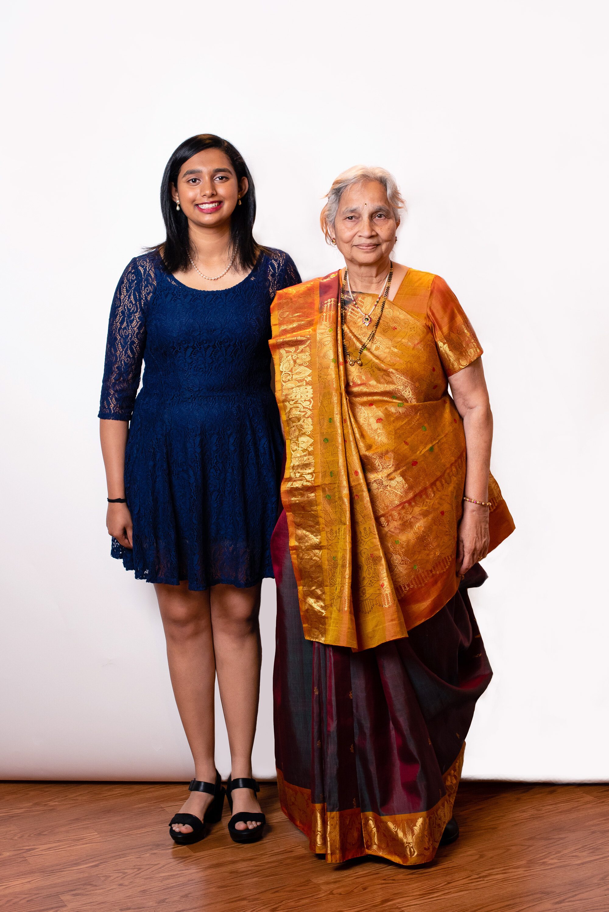 PriyaGraduationParty2019-Portraits-19.jpg