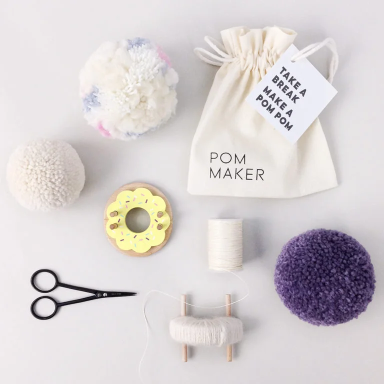 pom-maker-wooden-donut-pommaker-lemon-768x768.jpg