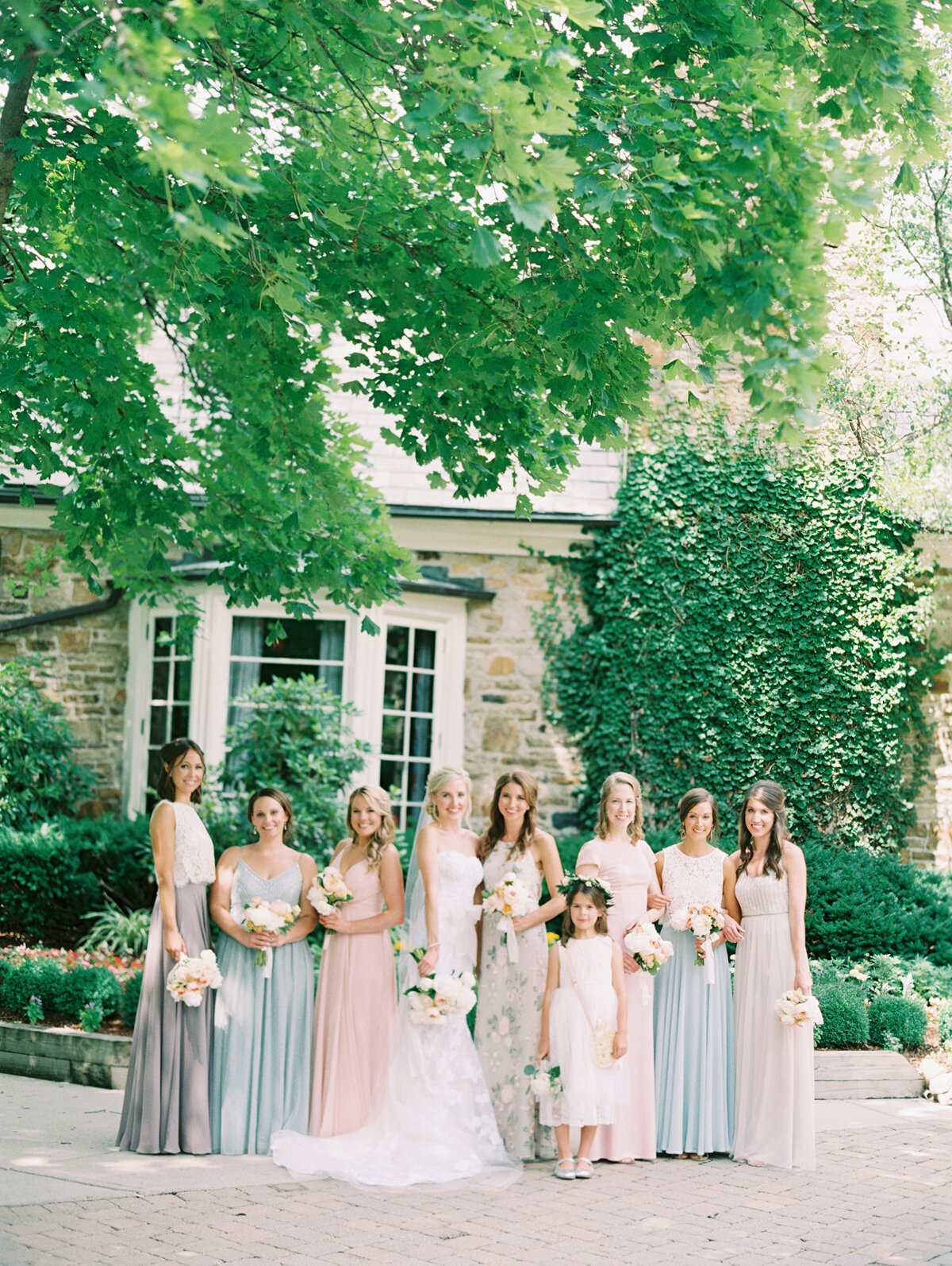 A beautiful summer day set the tone for a lovely outdoor wedding at Rocky Fork Country Club. 